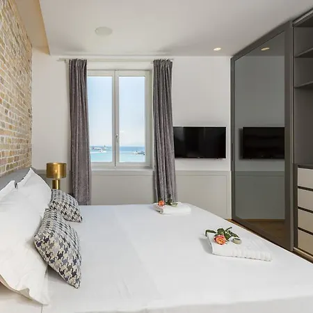 Апартаменты Riva Agava Waterfront *